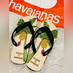 Women’s Havaianas Flip Flops size 7/8w